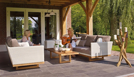 Deck vs Patio in Bend OR: Which Outdoor Living Space is Right for You?
