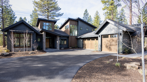 build a home without overspending budgeting for a custom home